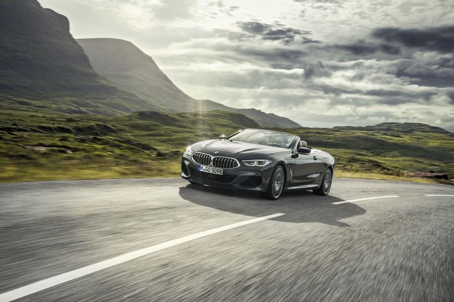  BMW M850i xDrive Convertible (G14) 2018 года  (WW) (фото 20 из 183)